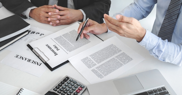 בדיקת תיק ביטוחי לא סתם עוד טופס – אלא ההתחלה של חיסכון אמיתי